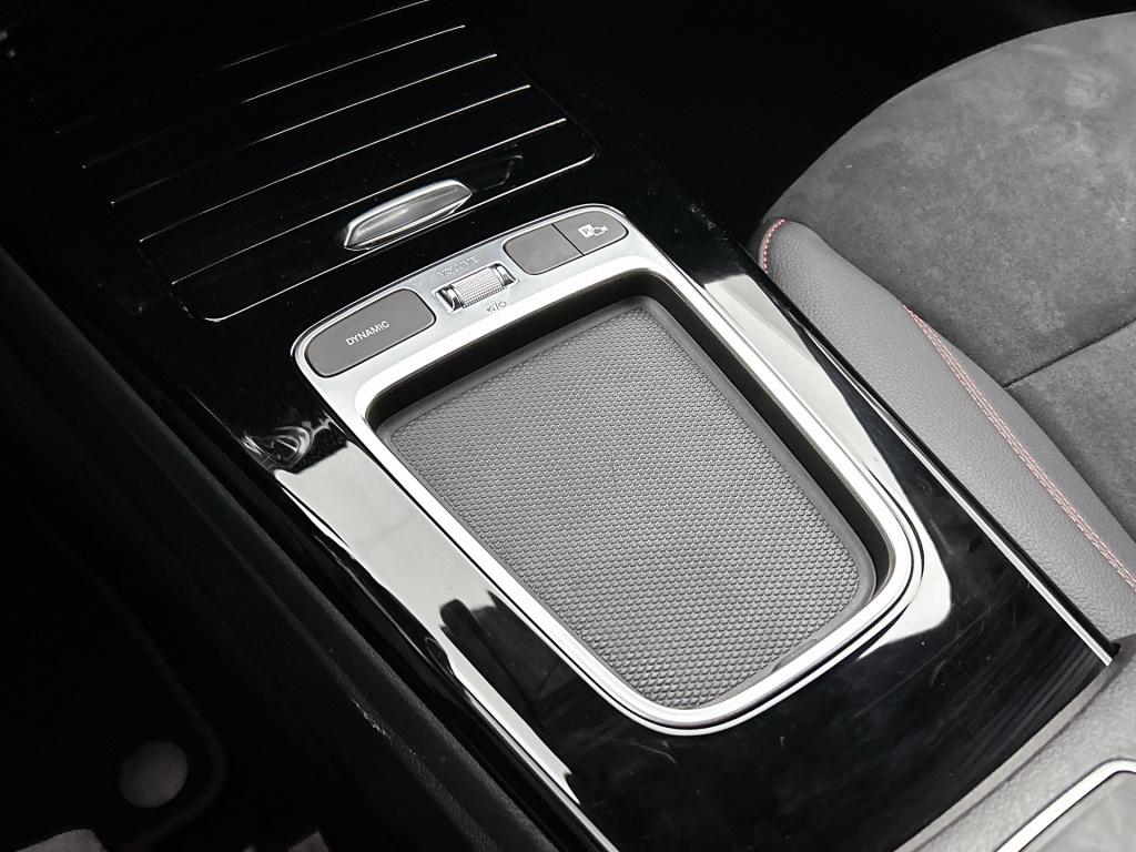 Mercedes-Benz Cla shooting brake 250 e amg plug-in hybride amg line | night