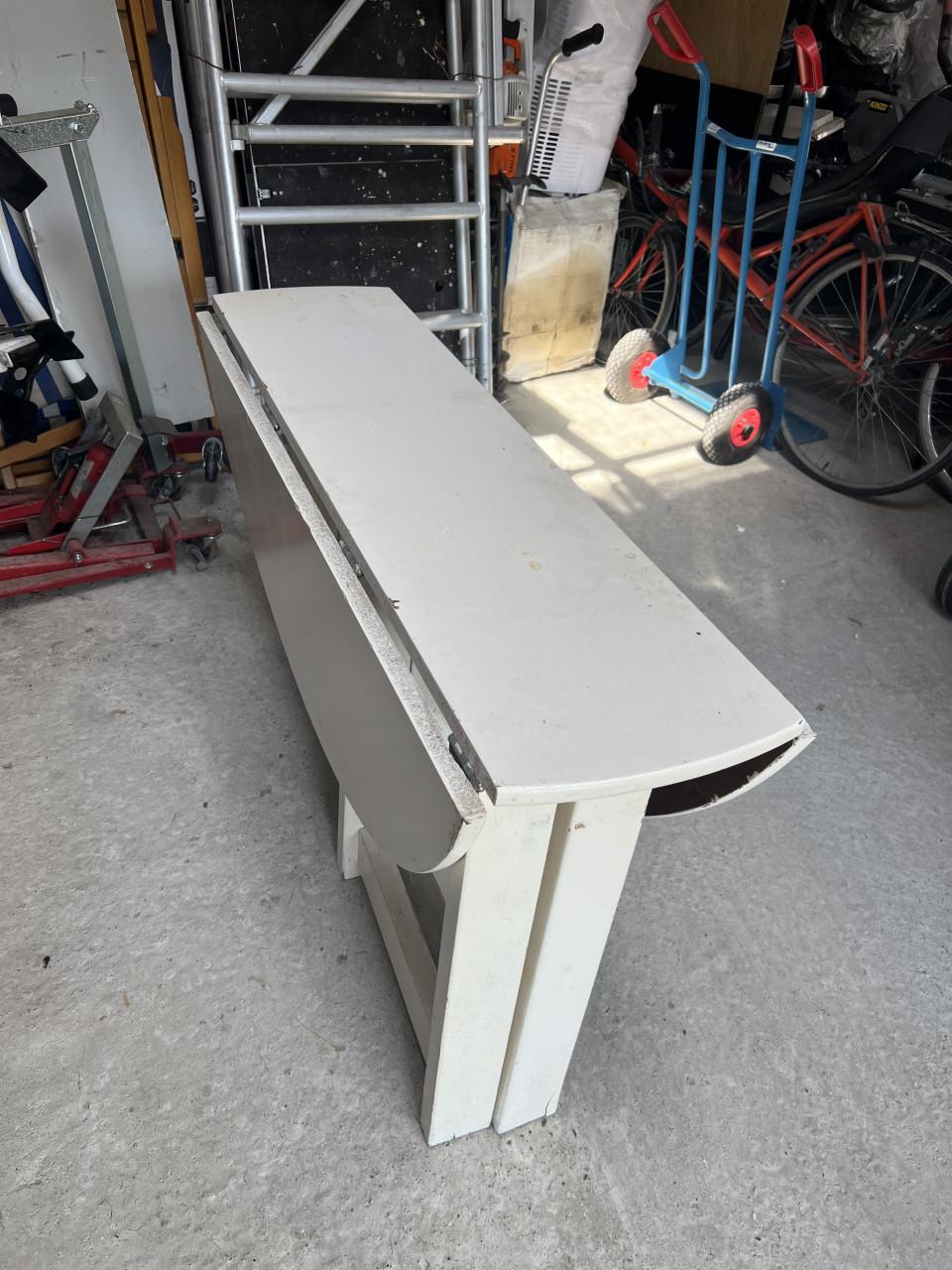 Ronde etkamertafel