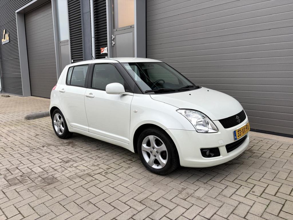 Suzuki Swift 1.3 shogun/airco/trekhaak/lichtmetaal/