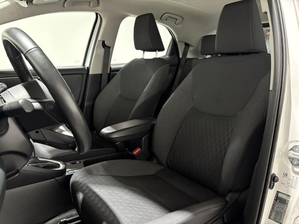 Toyota Yaris 1.5 hybrid active| stoel+ stuur verw| adap.cruise| camera