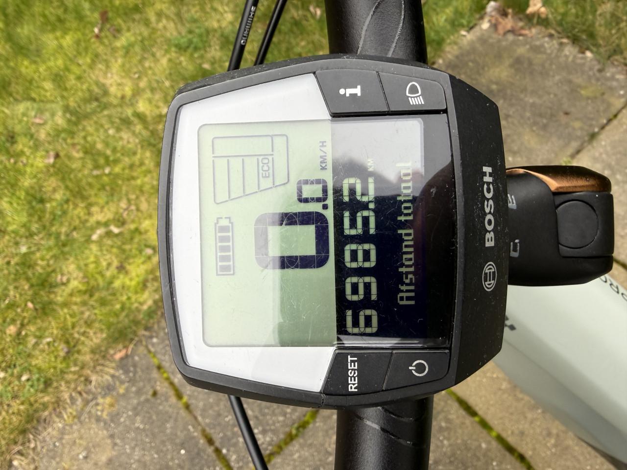 Cube Kathmandu Hybrid Pro 625