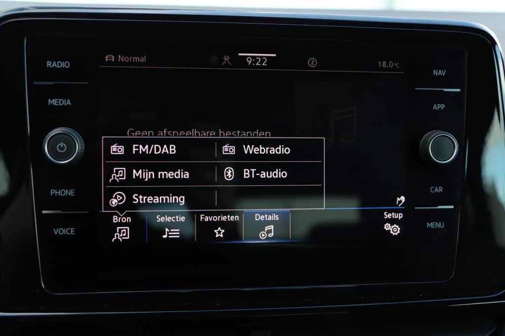 Volkswagen T-roc cabrio 1.5 tsi r-line black style 150pk dsg7