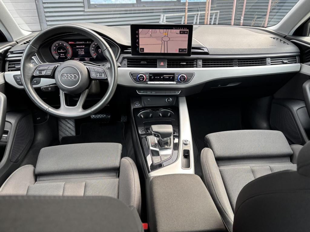 Audi A4 limousine 35 tfsi advanced edition nl-auto, virtual cockpit!