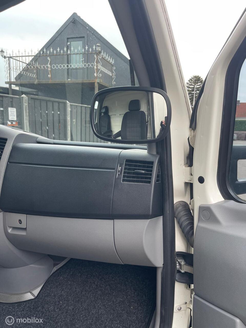 Mercedes-Benz Sprinter 5-t vrachtwagen/chassis bloemenwagen