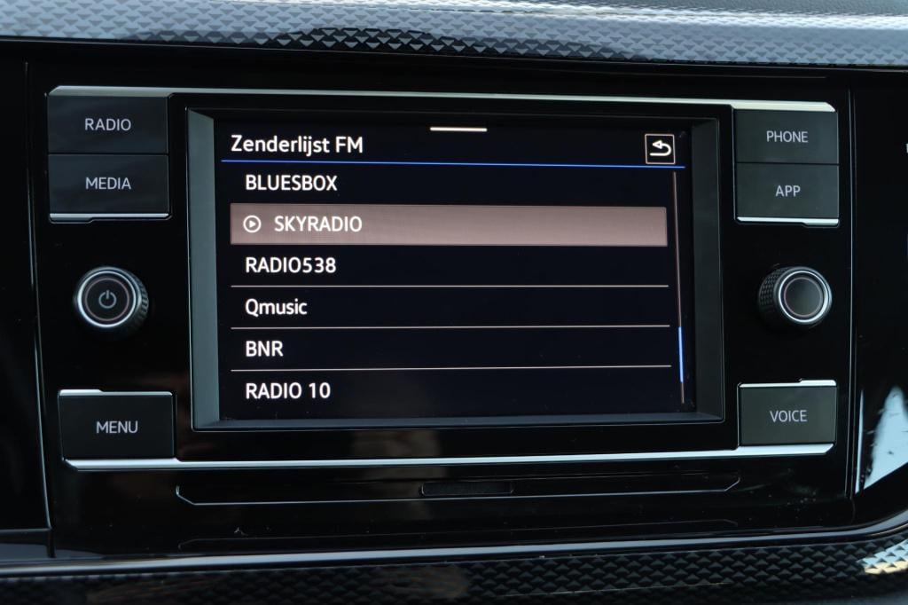 Volkswagen Polo 1.0 tsi life | carplay | sensoren | adaptive