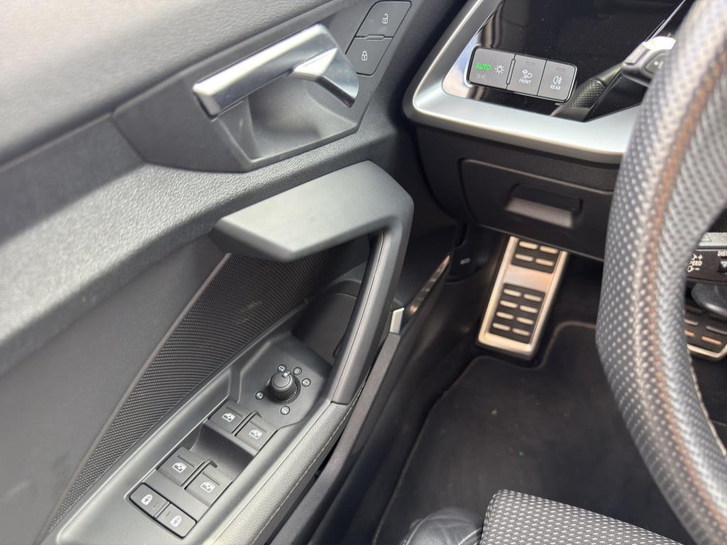Audi A3 sportback 45 tfsi e s-line pano b&o matrix carplay