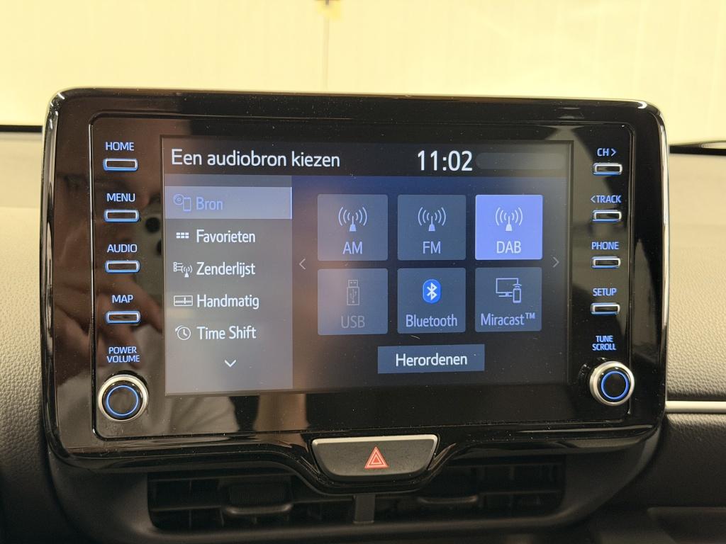 Toyota Yaris 1.5 hybride bi-tone executive| hud| stoel.verw| camera| bsm