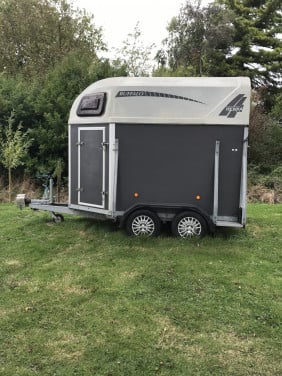 2 paards Trailer