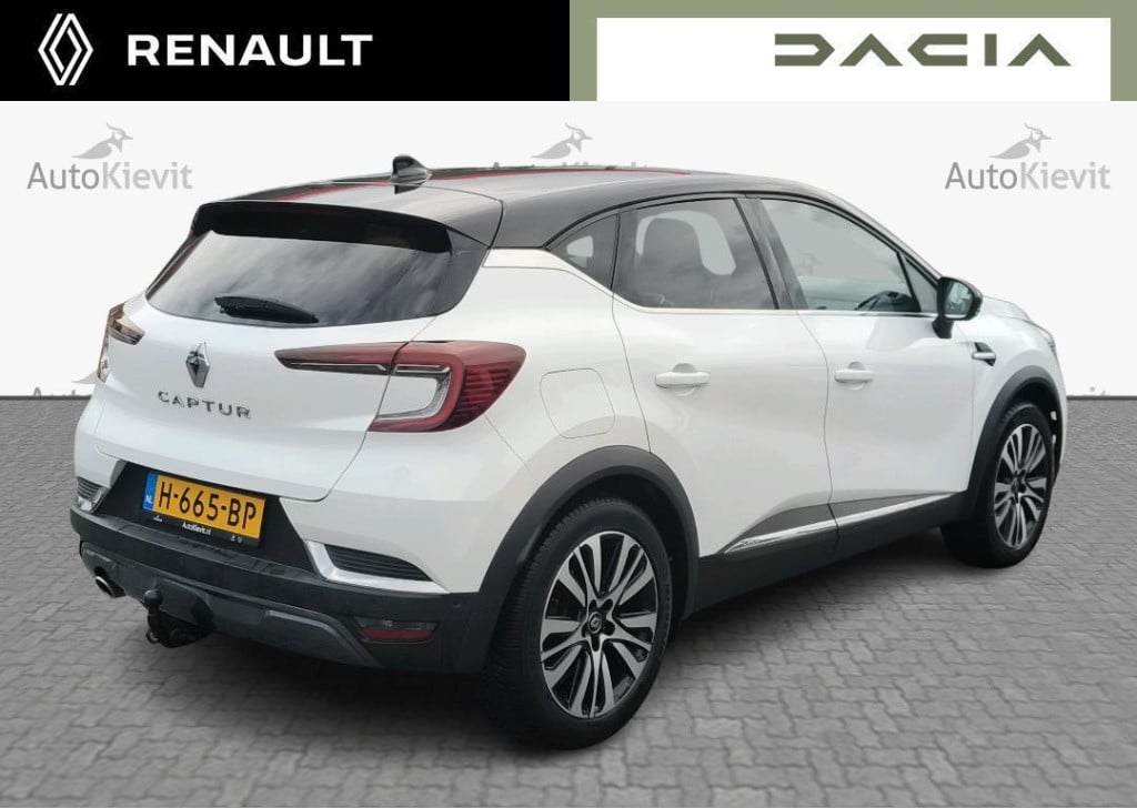 Renault Captur 1.3 tce 130 edc initiale paris