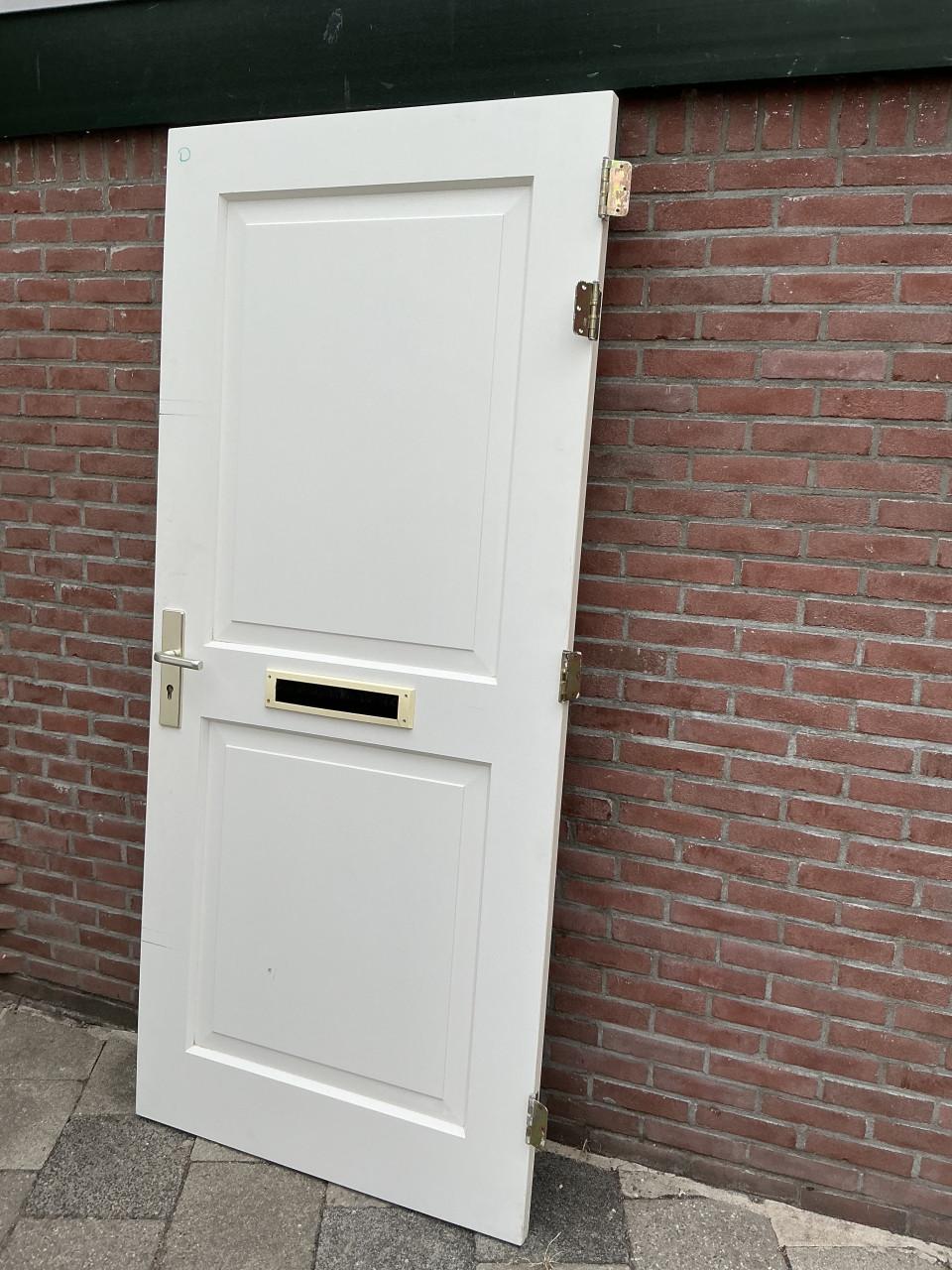 Voordeur (D)