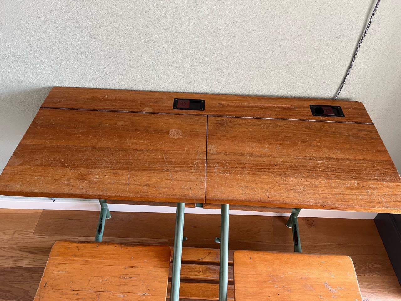 Vintage 2 persoons schoolbank/ schoolbureau