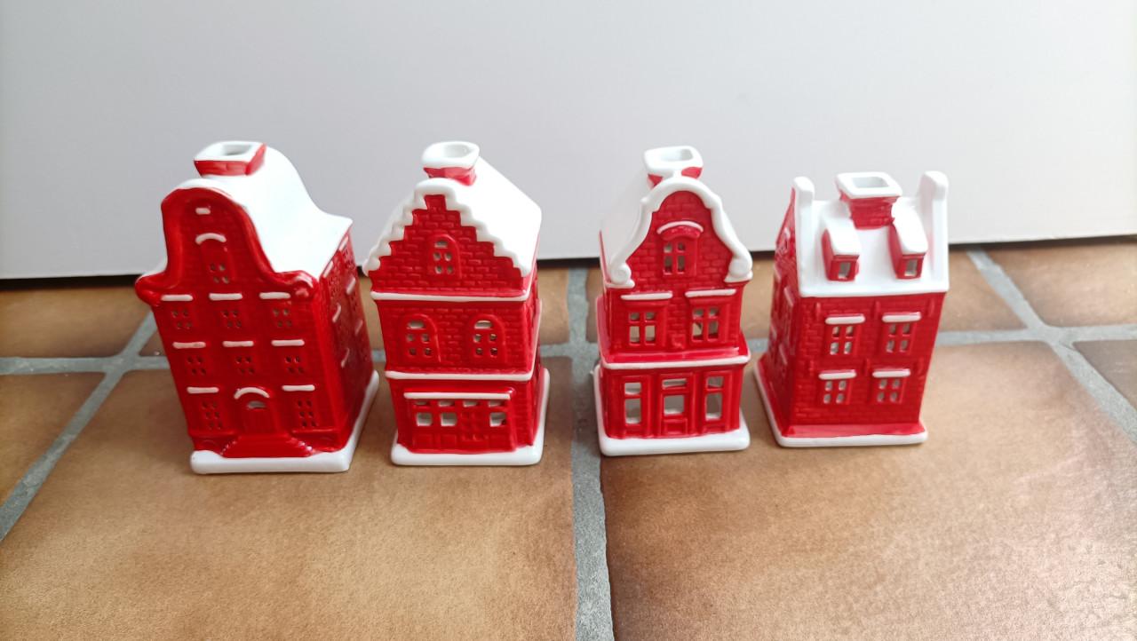 Postcodeloterij huisjes, nummer 1,2,5,8. Exclusief doosjes en waxinelichtje