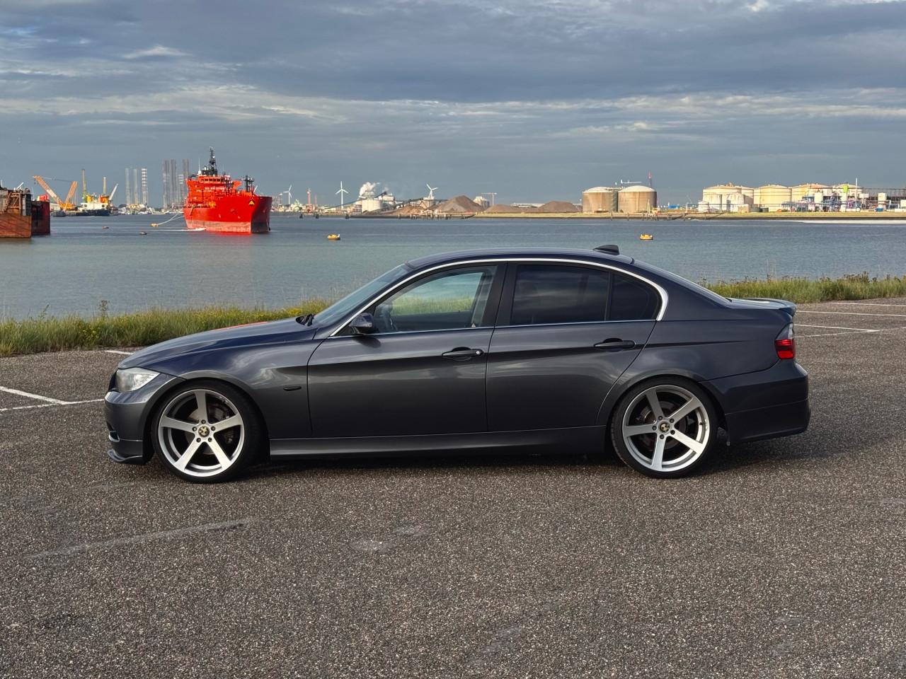BMW 325i E90 N52 | Handbak | Hamann | CarPlay | Camera