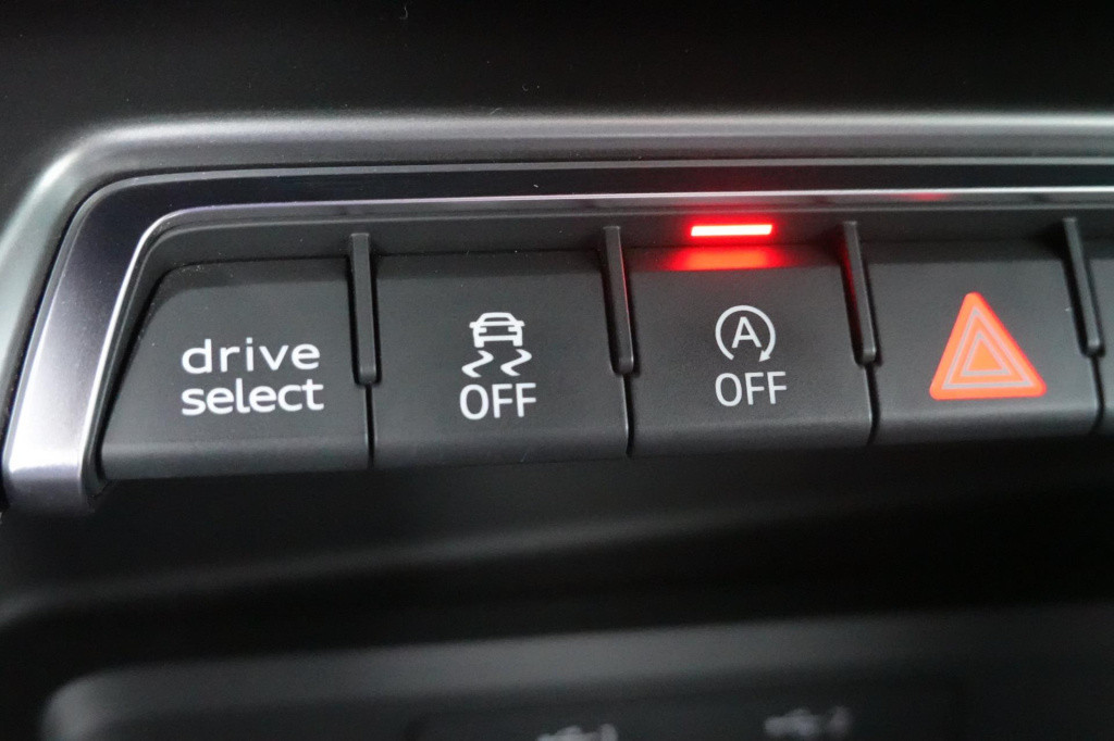 Audi S3 limousine 2.0 tfsi 310 pk ! quattro