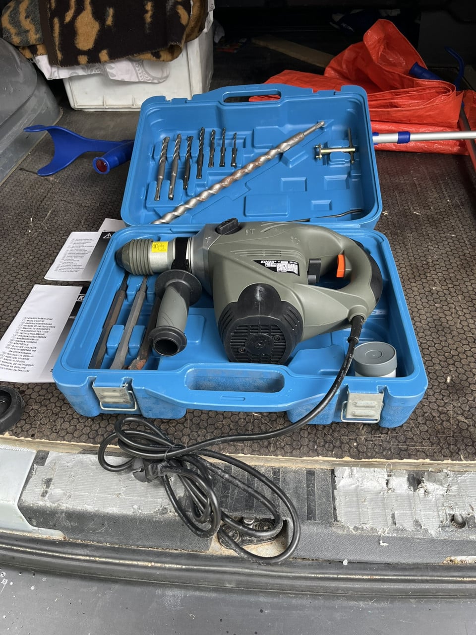 Kinzo 25C225 Boorhamer met accessoires en koffer