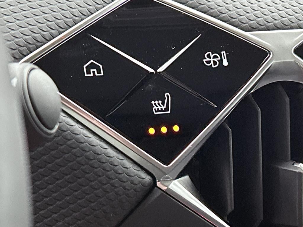 Ds Ds 3 e-tense ligne business 54 kwh | keyless entry | stoelverwarming | 3