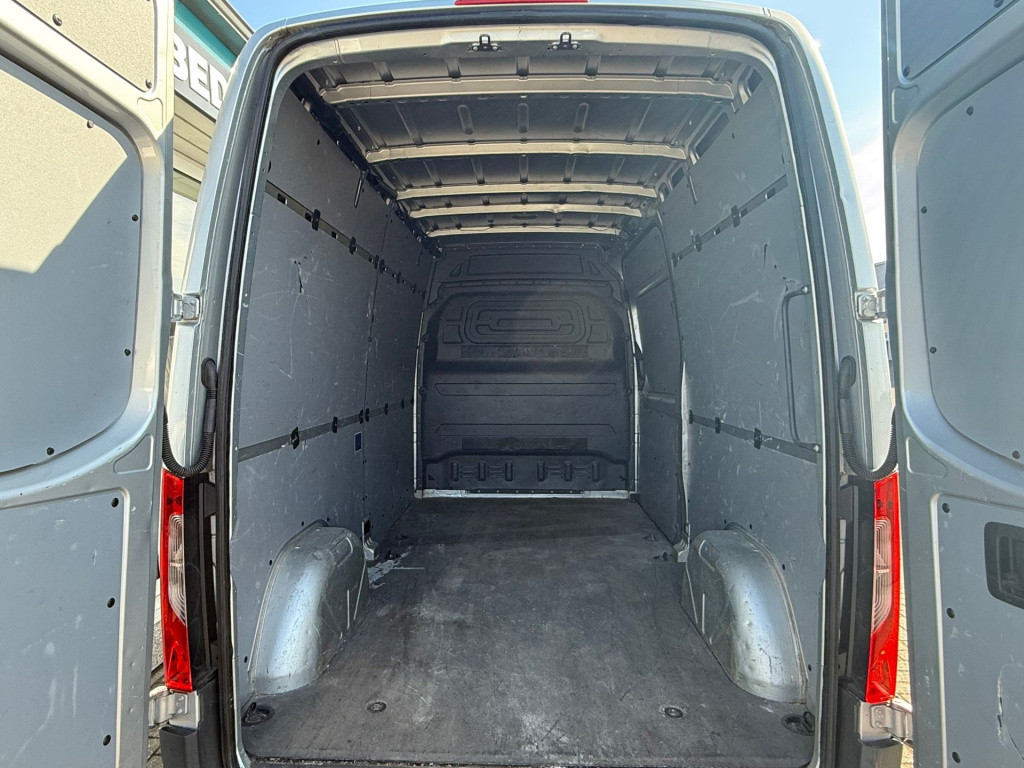 Mercedes-Benz Sprinter 214 2.2 cdi l2h2