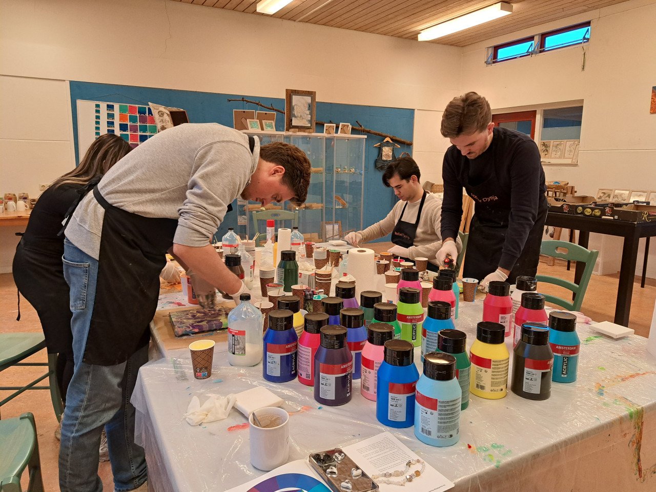 Workshop Acryl gieten 9 oktober
