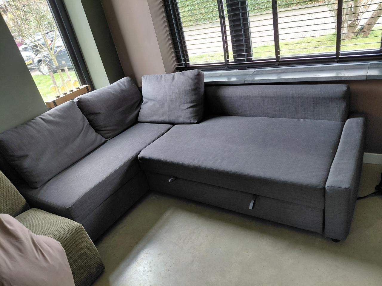 Slaap hoekbank (ikea) vaste prijs €150,-