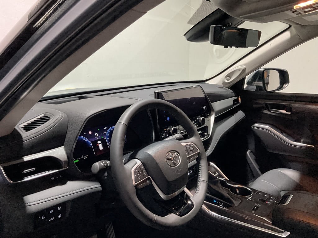 Toyota Highlander awd 2.5 highpower premium | full option |
