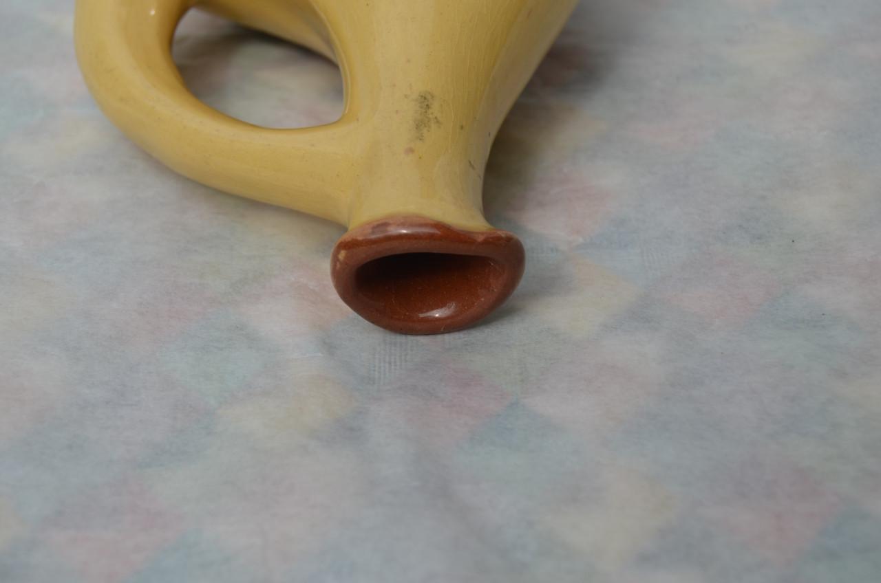 Aardewerk (schenk) kannetje 18e / 19e eeuws?