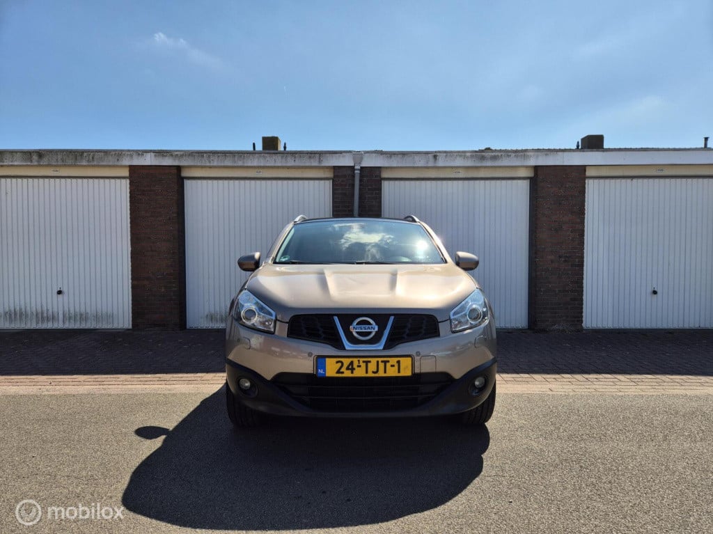 Nissan Qashqai 2.0 tekna / origineel nederlands / automaat / achteruitrijca