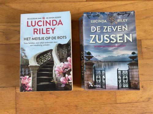 Boeken Lucinda Riley € 5 per stuk 2 voor € 9