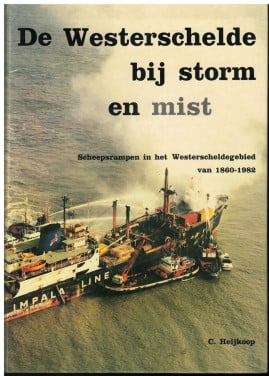 De Westerschelde bij storm en mist