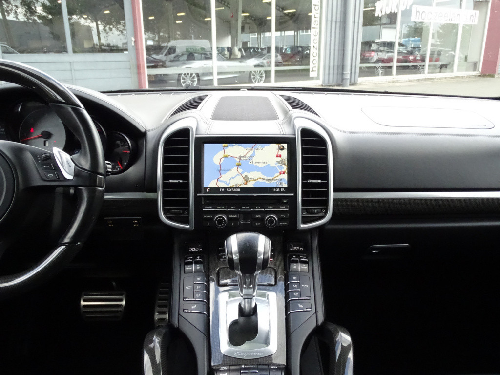 Porsche Cayenne 4.2 d s | ceramic | pano | bose | luchtvering pasm