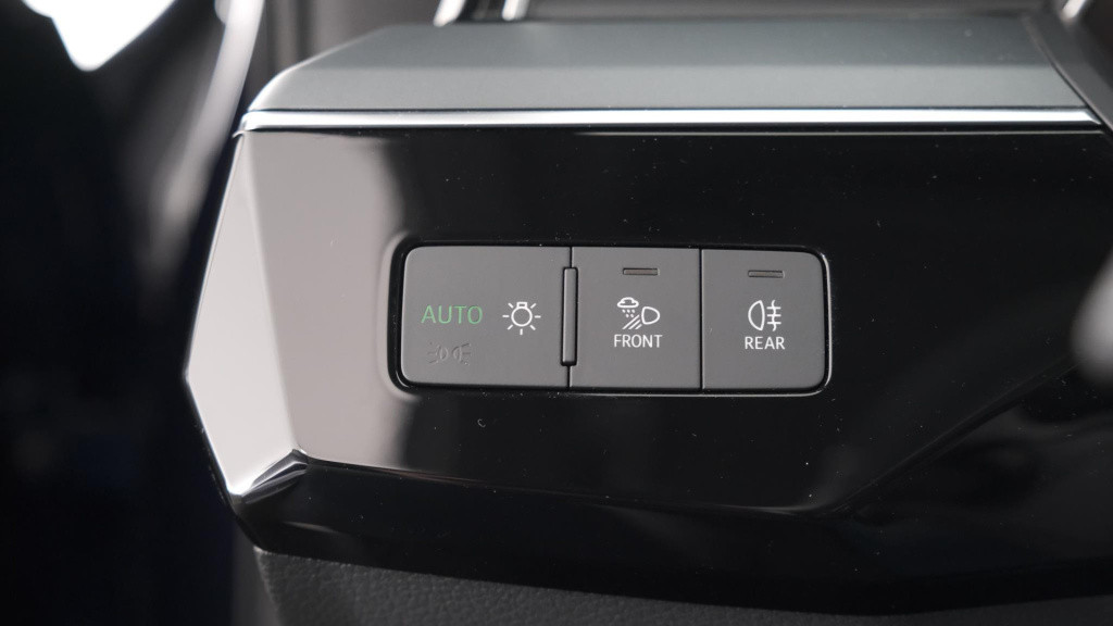 Audi E-tron sportback 55 quattro s edition 95 kwh 408 pk| head-up display |