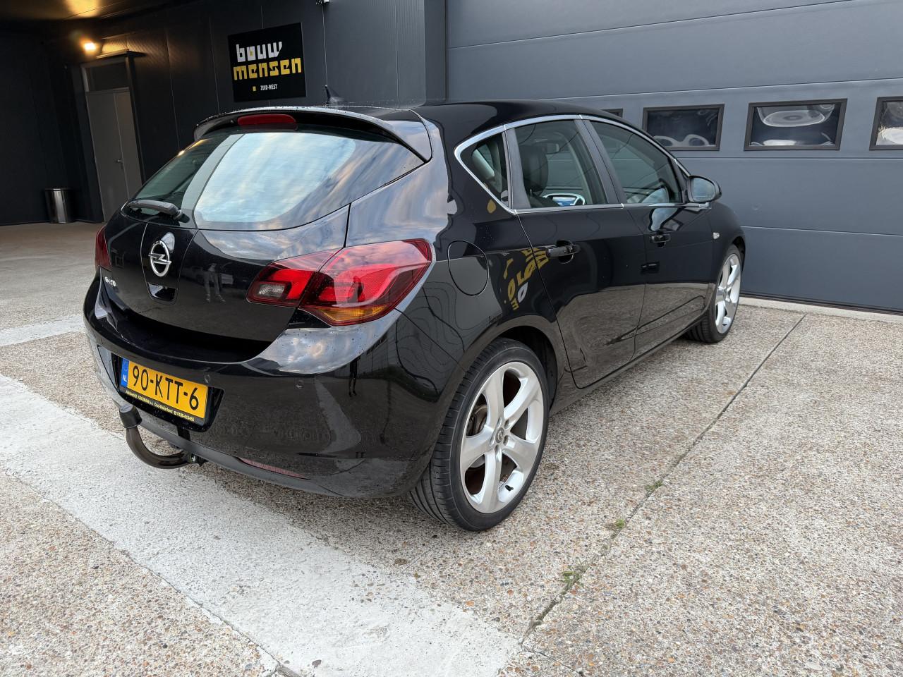 Opel Astra 1.6 16V Sport 5DRS 2010 Zwart Airco Apk Nap Navi