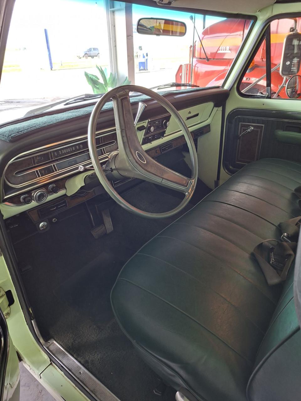 Ford Ranger, pick up, F200 5.9 XLT