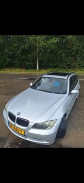 Bmw 320 i  in goede staat