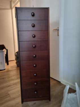 2 Ladenkasten gereserveerd!