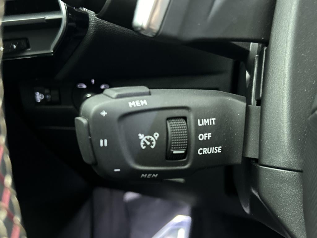 Ds Ds 7 e-tense 225 performance line | rijklaar |