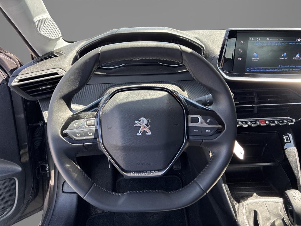 Peugeot 208 1.2 puretech active pack | lage km-stand | navigatie | airco