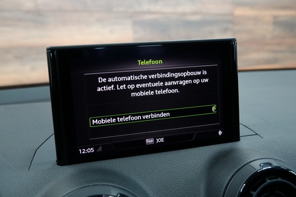Audi Q2 30 tfsi | stoelverw. | leder | pdc |