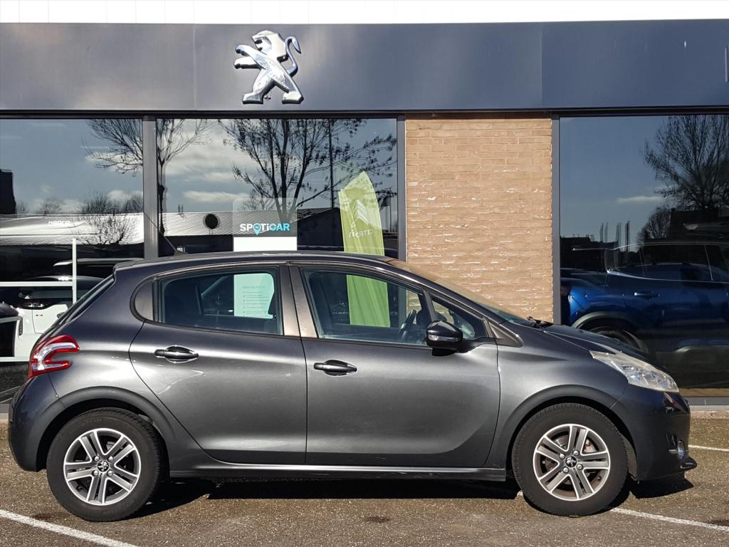 Peugeot 208 1.2 vti 82pk 5d envy navigatie | cruise & climate control | par