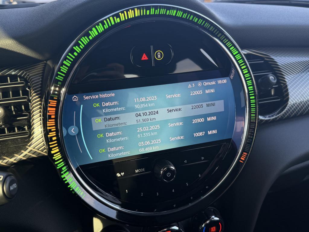Mini 3-deurs 1.5 cooper resolute edition | pano | harman / kardon | apple c