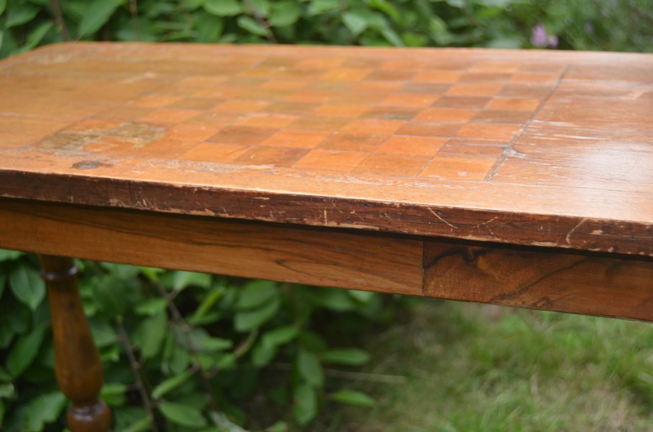 Antiek schaaktafeltje