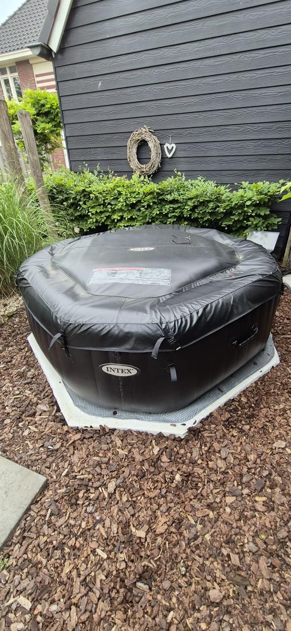 INTEX Jacuzzi