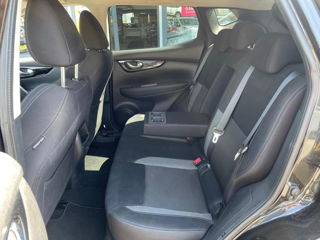 Nissan Qashqai 1.3 dig-t n-connecta