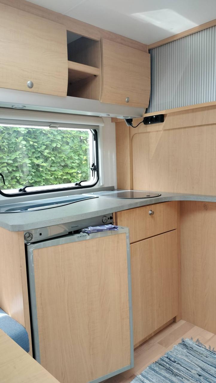 Knaus 450 (2006) met voortent