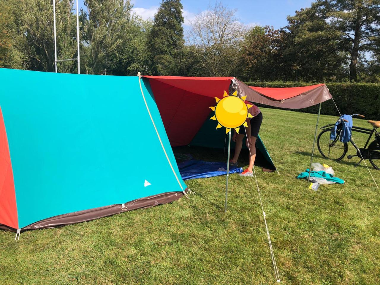 Ruime tent met luifel optie