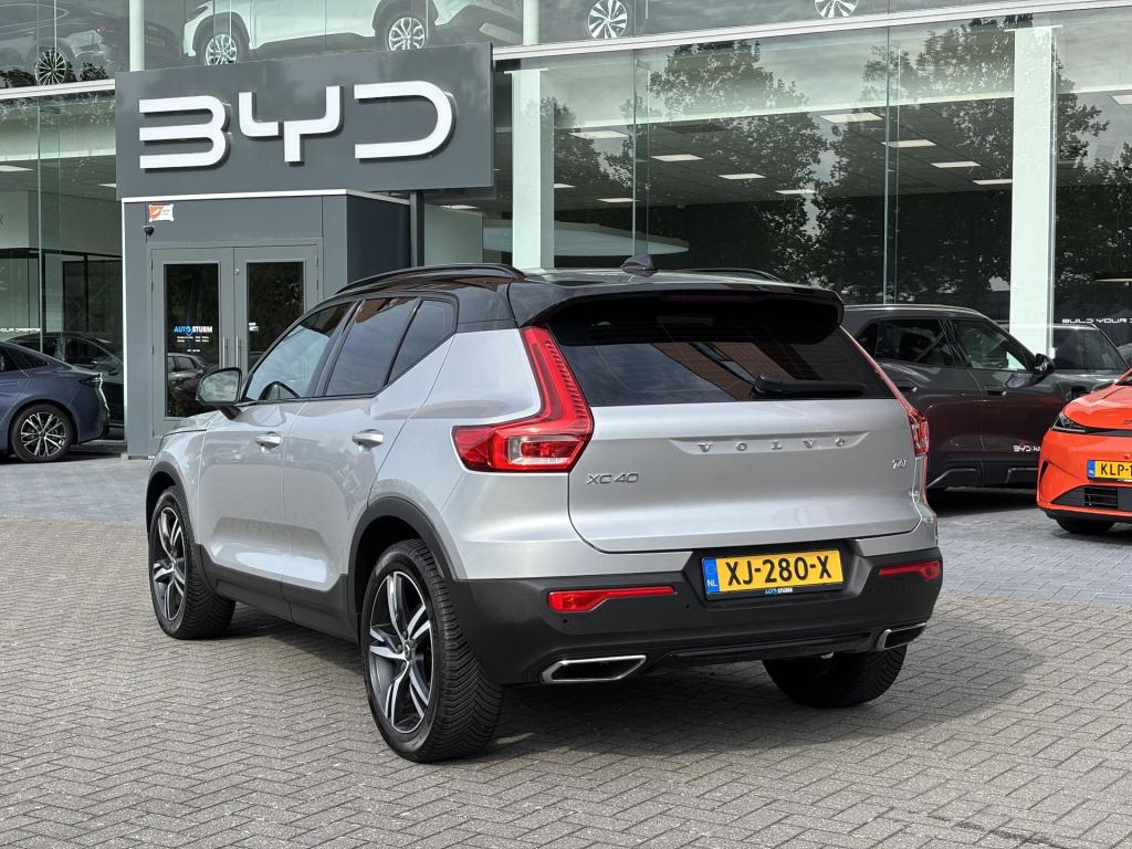 Volvo XC40 2.0 t4 r-design