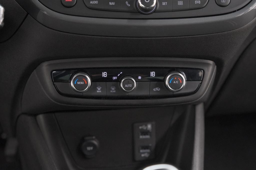 Opel Crossland X 110 turbo gs | camera | dodehoekdetectie | navigatie | app