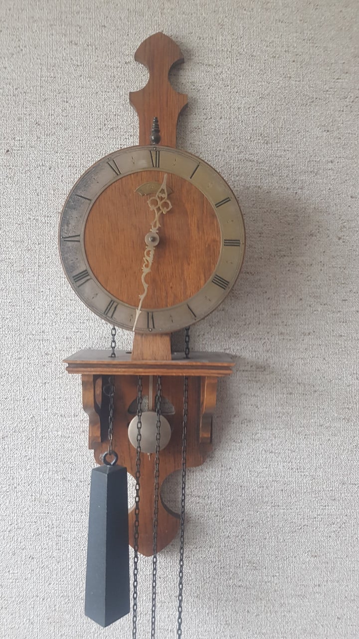 Wandklok van Warmink