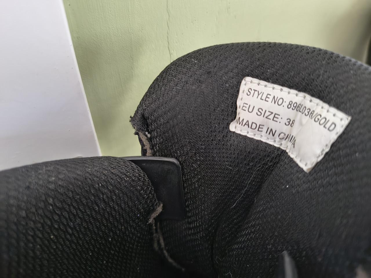 Prachtige skeelers van Dutchy, maat 38. Skates zwart goud.