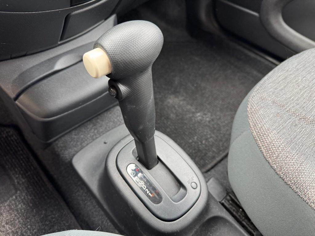 Nissan Micra 1.2 visia | automaat | airco |