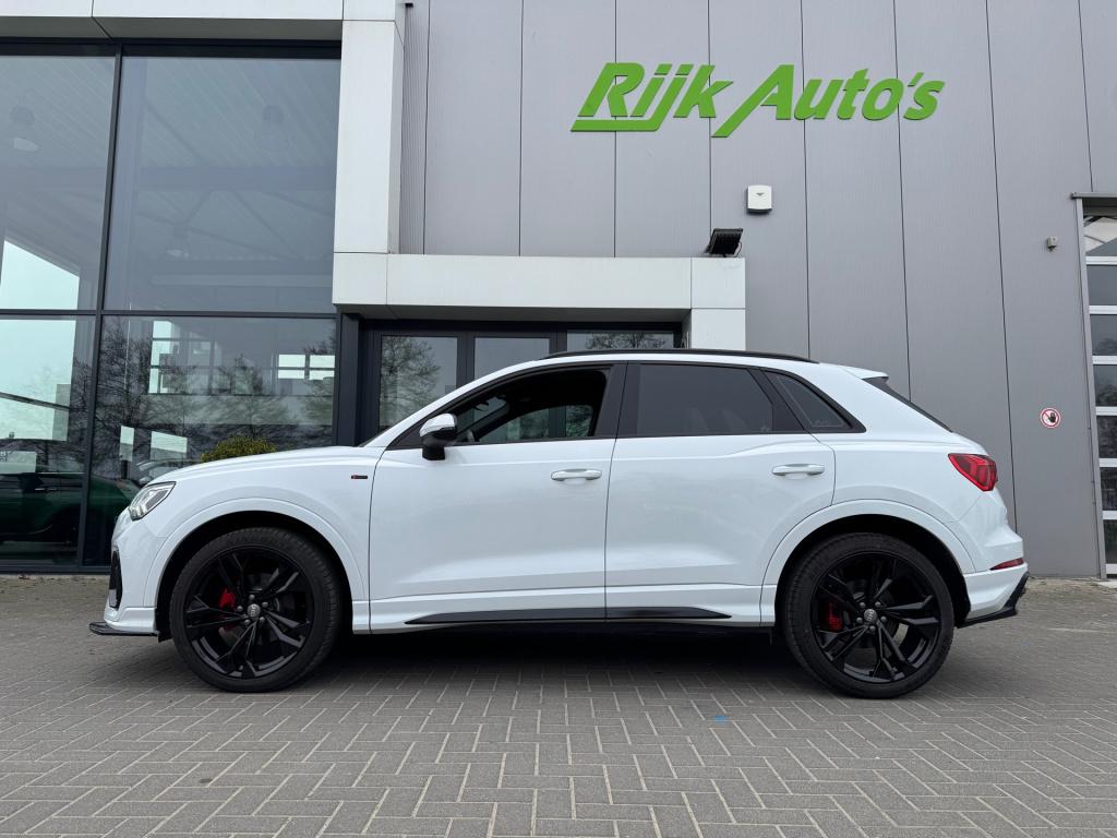 Audi Q3 35 tfsi 3x s-line* keyless * matrix led * camera * carplay